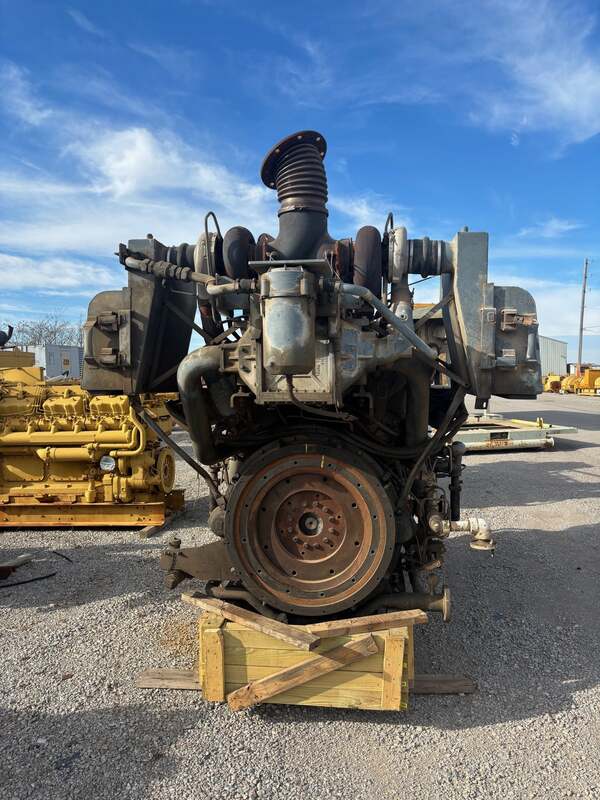 1480 HP @ 1200 RPM, Waukesha #7042-GSI, Natural gas engine core, extender oil pans, 2011 - Image 2