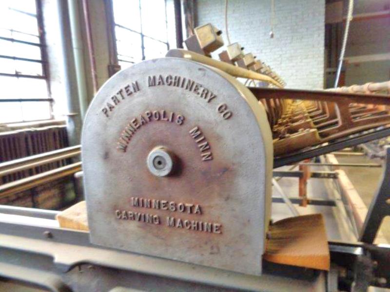 Minnesota #24-8, carving machine, 24-spindles, 8" btwn centers, 72" length capacity, manual table elevation - Image 7
