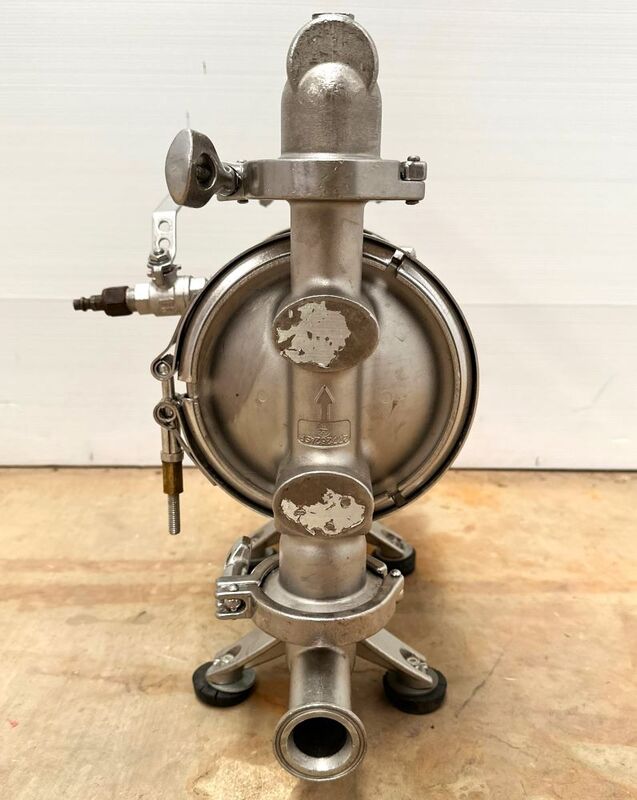 1.5" Graco #FD1122, Stainless Steel air-operated double diaphragm sanitary pump, 41 GPM, 50 cfm, 120 psi - Image 2