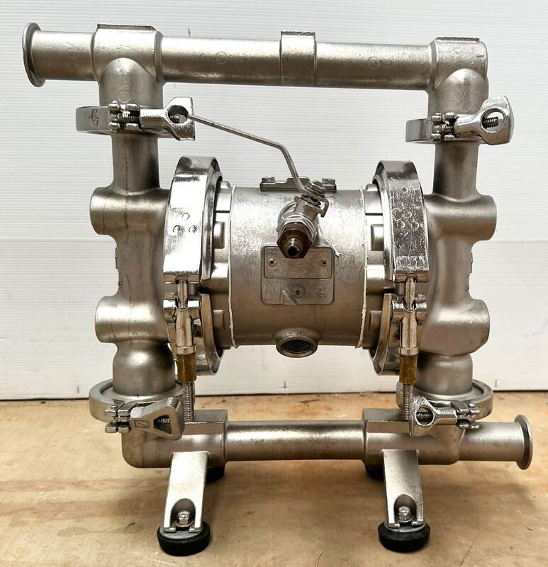 1.5" Graco #FD1122, Stainless Steel air-operated double diaphragm sanitary pump, 41 GPM, 50 cfm, 120 psi - Image 3