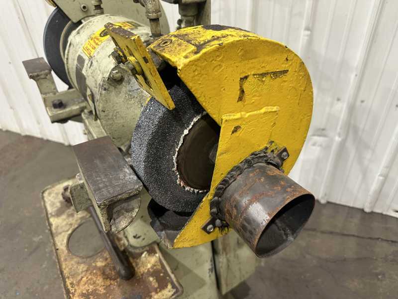 Cincinnati Hisley #17 type 3WFA, double end pedestal grinder, 1 HP, 1750 RPM - Image 5