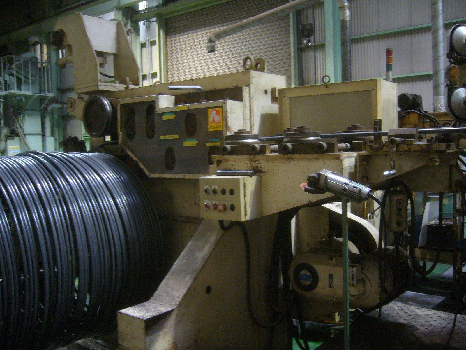 Asahi Sunac #AF1815-6, 6-die parts forming machine, .86" cutoff diameter, 120 SPM, 1994 - Image 3