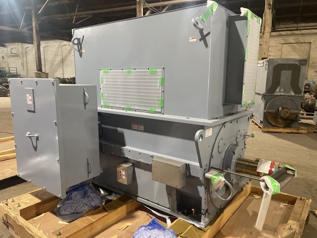 2000 HP 900 RPM Toshiba, Frame 450-1400, WPIIBB, 4160 Volts, New Surplus - Image 2