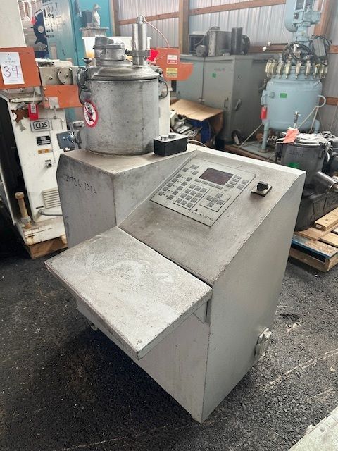 10 liter Henschel #FM10, high intensity mixer, pneumatic actuated discharge valve, 3-tier blades - Image 8