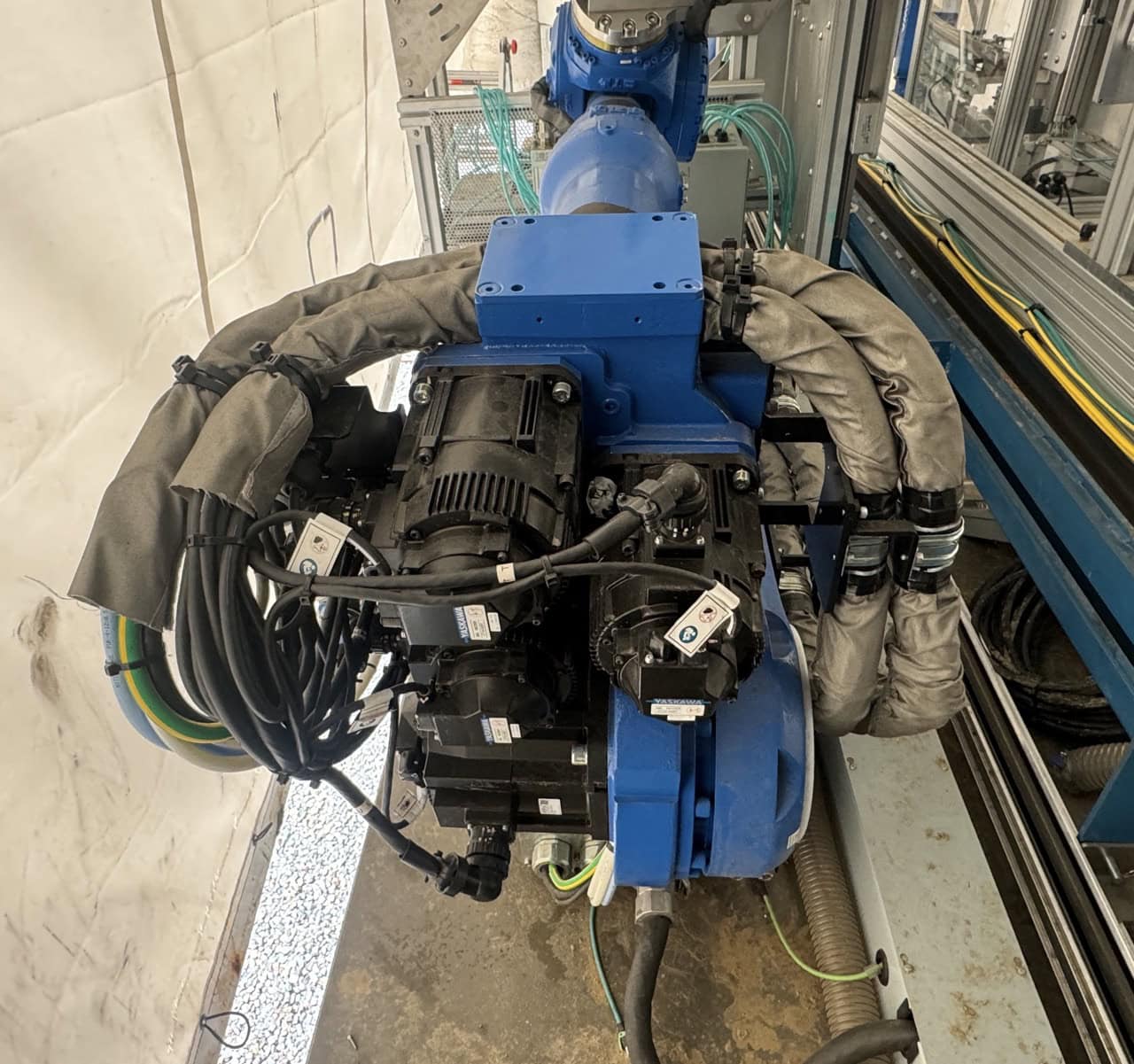 Yaskawa Yasakwa, GP110, Industrial Robot W/YRC1000 Controller, 2022, GP110 - Image 2