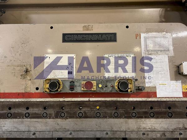 90 Ton, Cincinnati #90AF Autoform, hydraulic press brake, 10' overall, 102" between housing, 14" stroke - Image 2