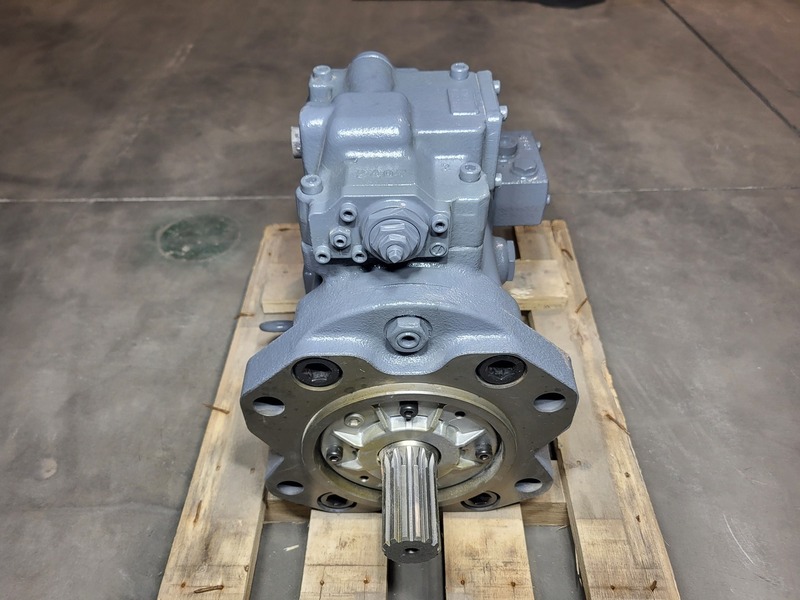 Hitachi #4447867, piston pump, new surplus - Image 7