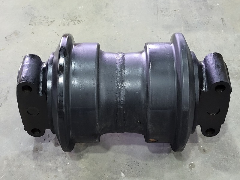 Hitachi track idler assembly #9173146M, new surplus - Image 3