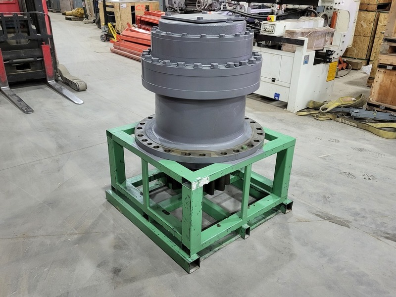Hitachi #9217606, transmission, new surplus - Image 9