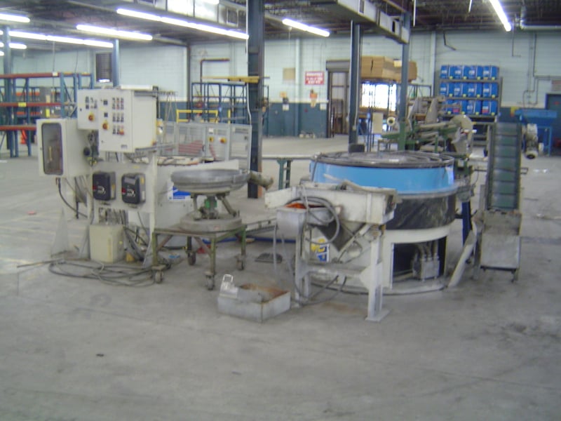 Walther Trowal finisher & washing system w/(2) vibratory bowls, 1996 - Image 2