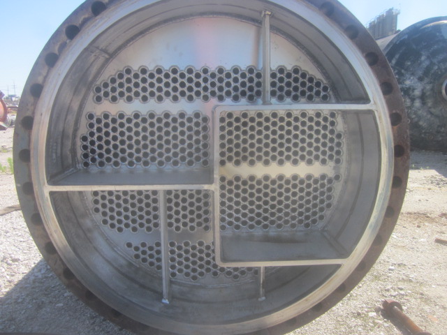 2356 sq.ft., 375 psi shell, Ward Tank Exchanger, 175 psi tube, 375&deg;F shell, 375&deg;F tube, 2003 - Image 4