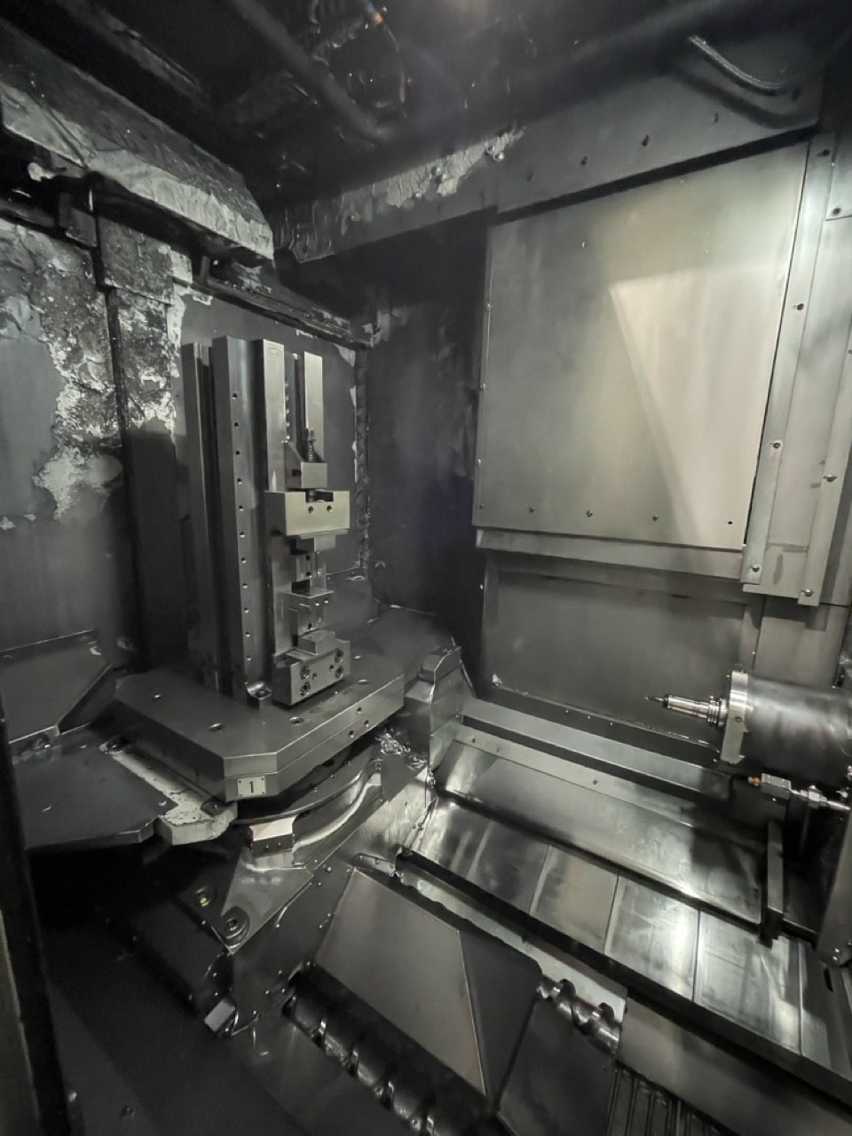 Okuma #MB-5000H, CNC horizontal machining center, OSP-P200M Control, 29.9" X, 29.9" Y, 29.9" Z, 15000 RPM - Image 6