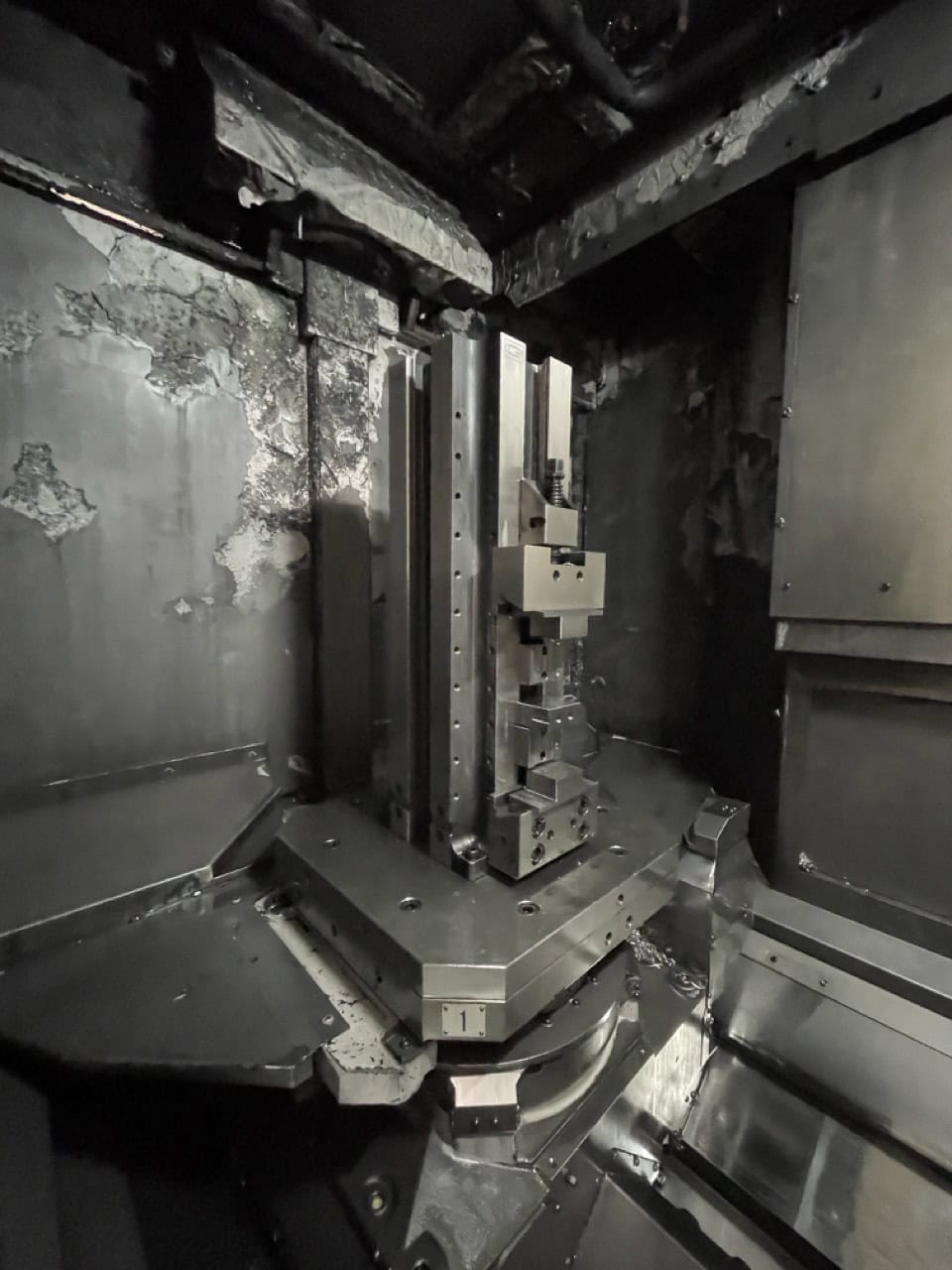 Okuma #MB-5000H, CNC horizontal machining center, OSP-P200M Control, 29.9" X, 29.9" Y, 29.9" Z, 15000 RPM - Image 8