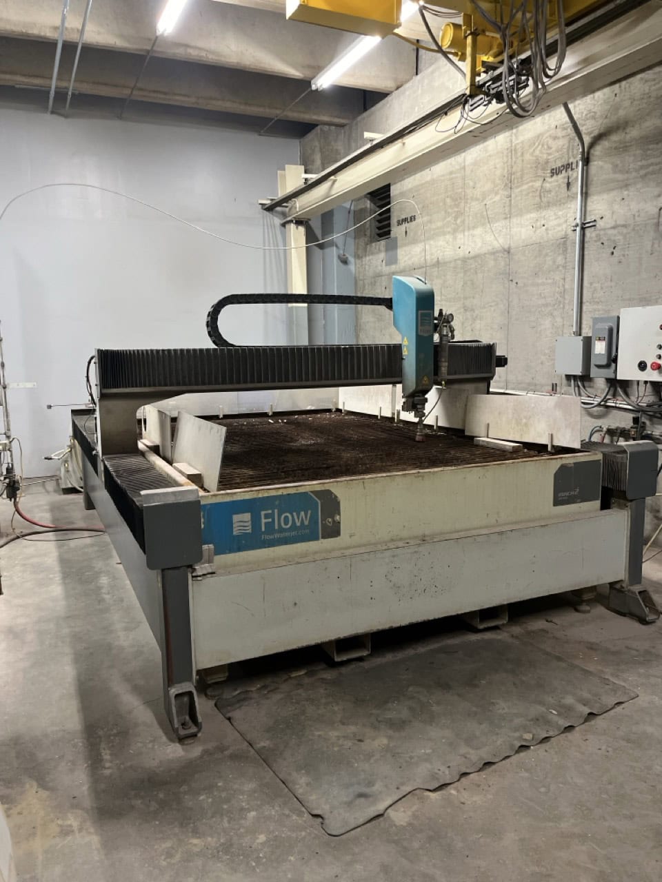 Flow #Mach-2-2030C, waterjet, FlowMaster Control, 6' x 10' table, 30 HP, 60000 psi, 2015 - Image 8
