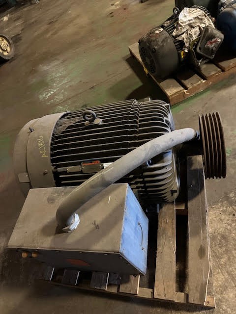 150 HP 1785 RPM Reliance, Frame 445T, 460 Volts, Squirrel Cage, electrically OK - Image 2