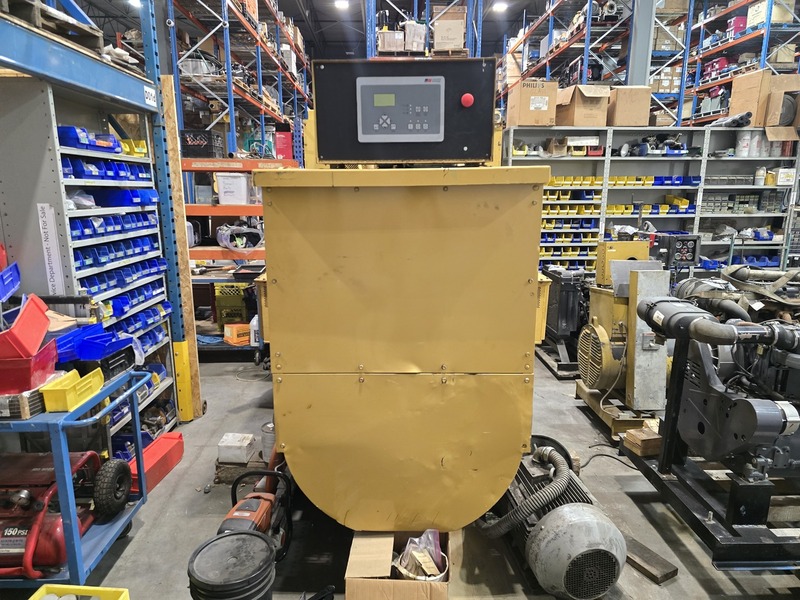 900 KW Caterpillar #3508, standby diesel generator set, 4160 Volts - Image 5