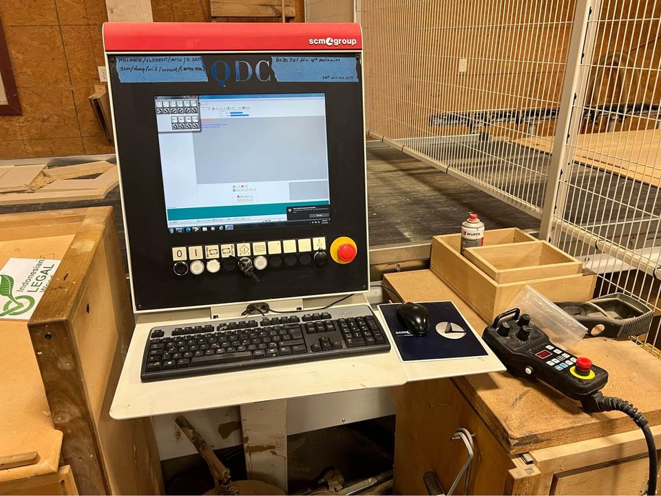 SCMI #Pratix-N-15, CNC router, 5' x 12' table, scissor lift, outfeed table, (2) 10 HP vacuum pumps, 2014 - Image 7
