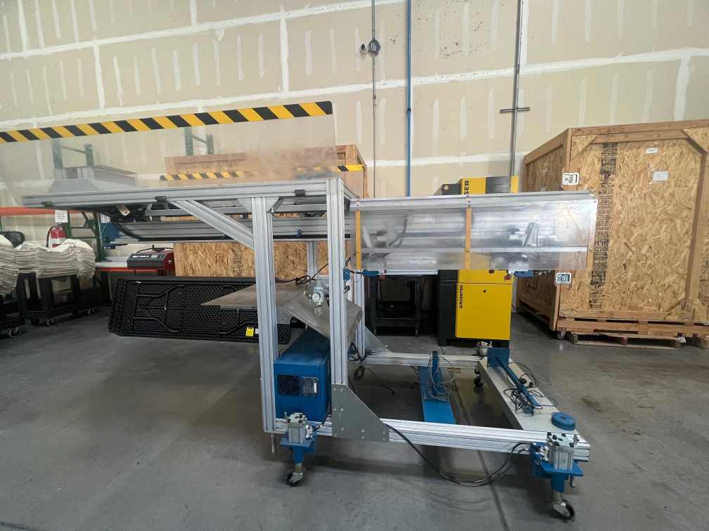Automatic T-Shirt Unloader, M & R #Passport-RSPRTCH20360, 230 V., 100 PSI, 2018 - Image 1