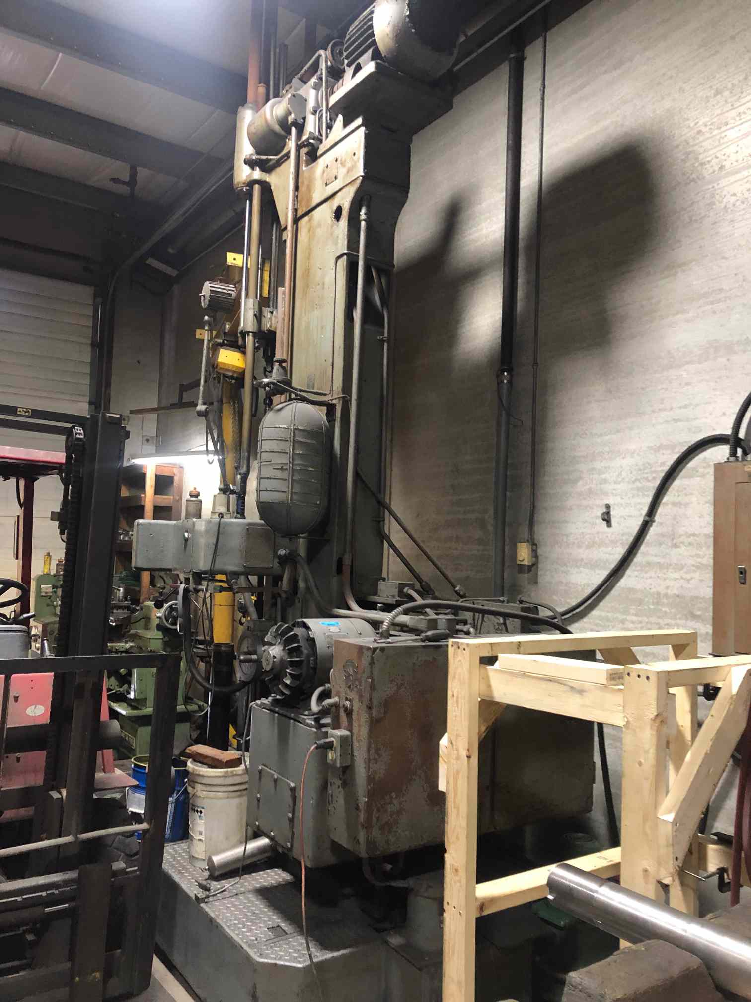Barnes, Vertical Honing Machine, 20" Hone Diameter, 30' x 30" Table Size, 220V. - Image 3
