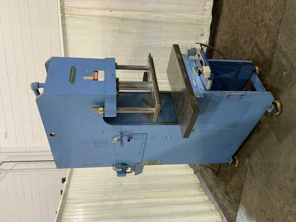 30 Ton, Greenerd #HC-30-30L5, hydraulic C-frame press, 12" stroke, 10 HP, 26" x15" bed, 1986 - Image 1