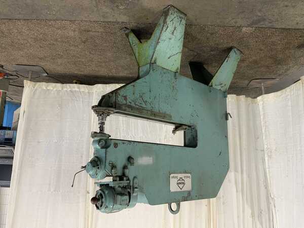 No. TAS42A Trumpf, nibbler, 42" throat, 1-1/3 HP - Image 1