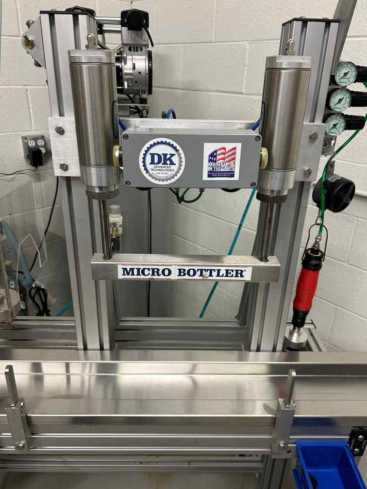 DK Technologies #Micro Bottler MB04, Filling and Capping Machine, 45 Gal./Hour, 2018 - Image 3