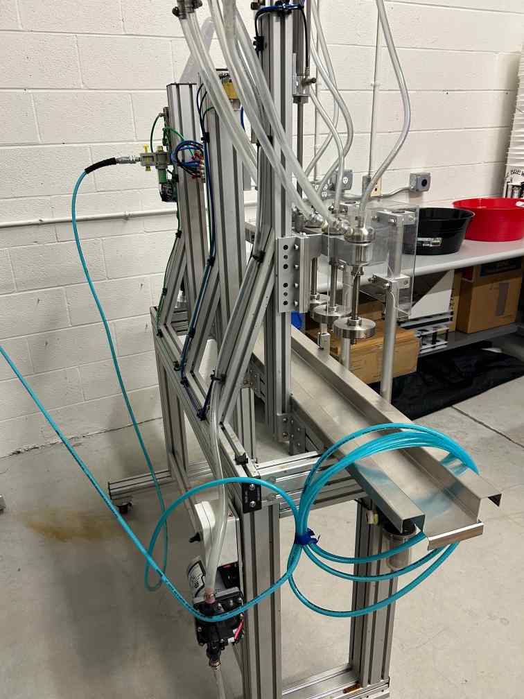 DK Technologies #Micro Bottler MB04, Filling and Capping Machine, 45 Gal./Hour, 2018 - Image 6
