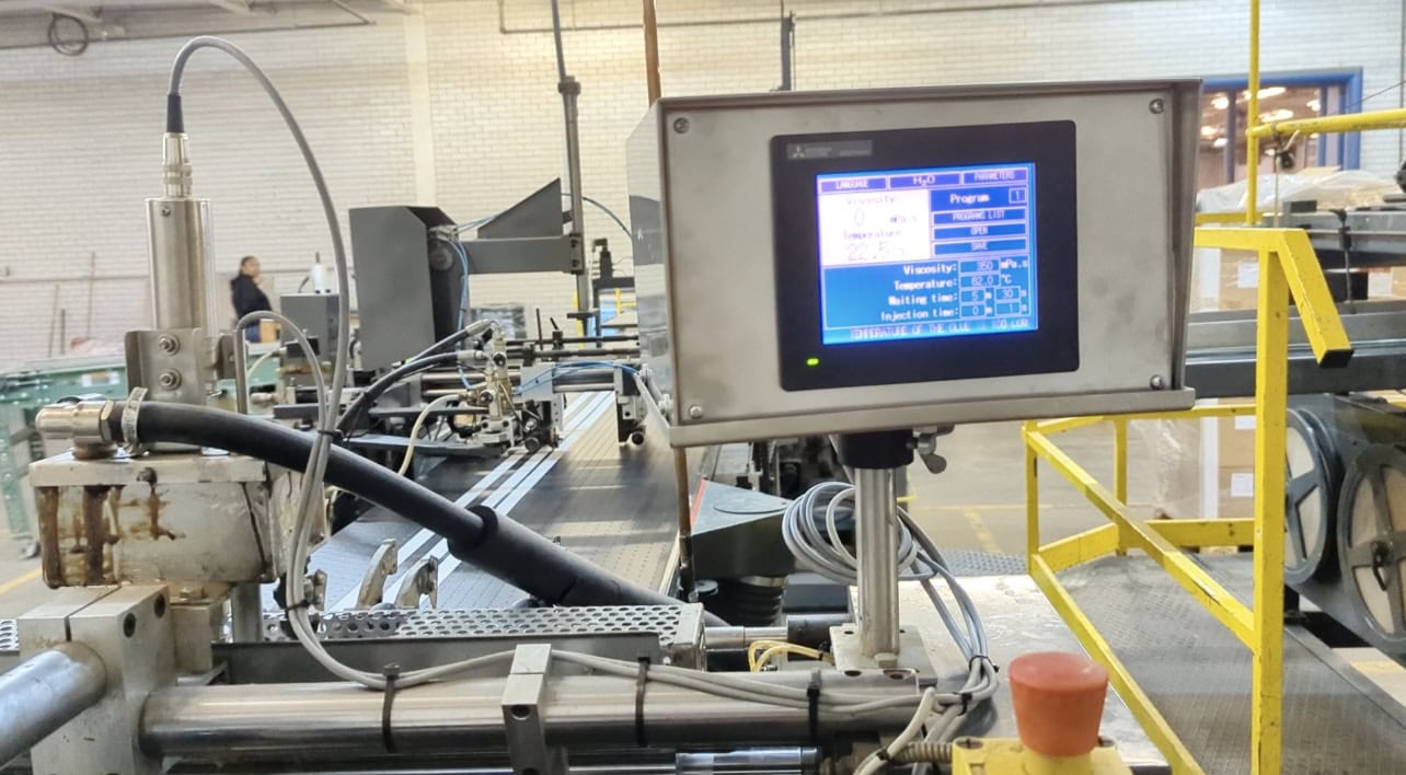Emmeci #MC-92-HSB, Fully Automatic Rigid Box Line, Wrapper Discharge, 110 PSI - Image 3