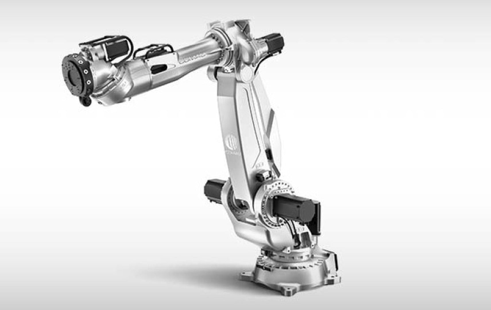 Comau Smart5 #NJ-220-2.7, 6-Axis foundry robot arm, 165 Kg wrist payload, new surplus, 2022 - Image 1