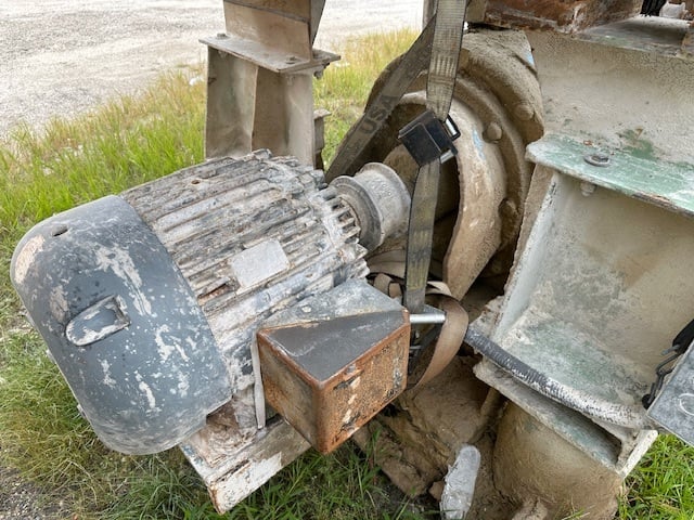 140 cu.ft. J.H. Day, Stainless Steel jacketed double ribbon blenders, 40 HP chain driven motor - Image 5