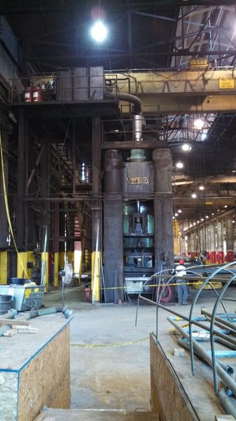 5000 Ton, Verson Press, 96" daylight, 24" Shut Height, 72" stroke of platen - Image 6