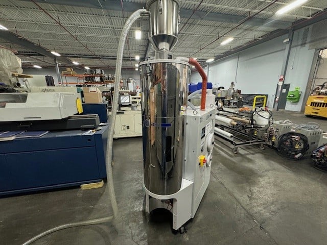 AEC #RDC-P-75, dehumidifying wheel dryer with hopper, hoses, clamps, new, 2023 - Image 3