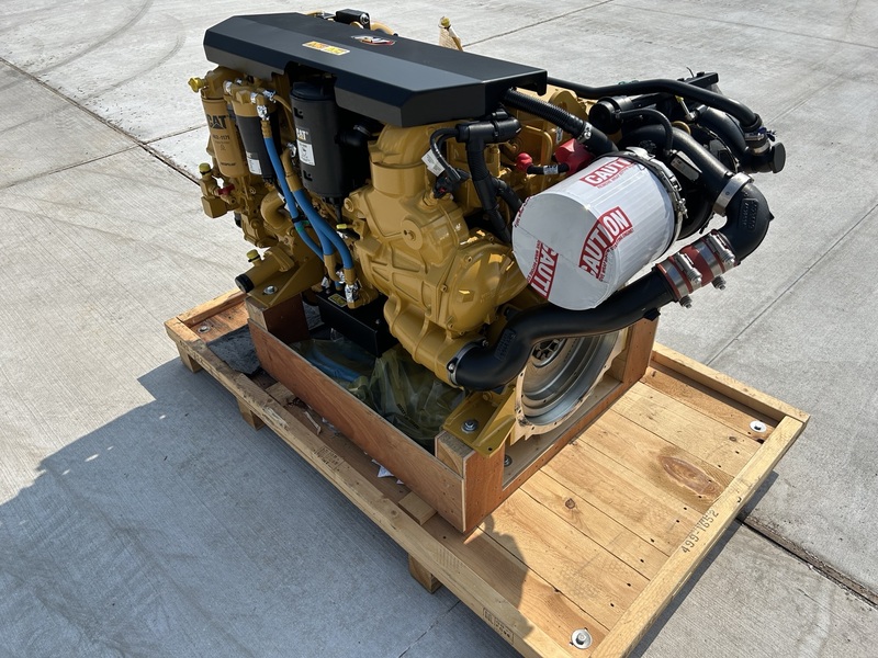 350 HP Caterpillar #C7.1, diesel marine engine, 2500 RPM, Tier 3, sound attenuated enclosure 3, electronic - Image 6