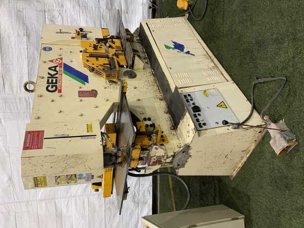 6" x 6" x 1/2" Geka #Hydracrop-SD110, Ironworker, 110 Ton, 24" Throat, 3" Stroke, 7.5 HP, 2003 - Image 1