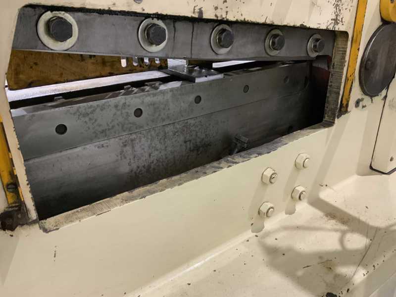 6" x 6" x 1/2" Geka #Hydracrop-SD110, Ironworker, 110 Ton, 24" Throat, 3" Stroke, 7.5 HP, 2003 - Image 6