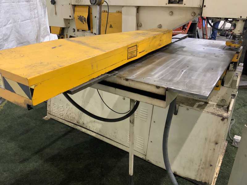 6" x 6" x 1/2" Geka #Hydracrop-SD110, Ironworker, 110 Ton, 24" Throat, 3" Stroke, 7.5 HP, 2003 - Image 8