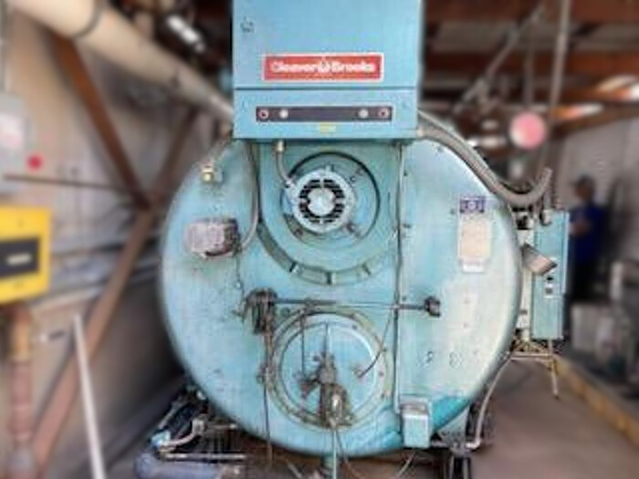 150 HP Cleaver-Brooks #CB-700-150, Steam Boiler, Natural Gas, 150 psi, 5277000 BTU/hr., 460 V, 1988 - Image 1
