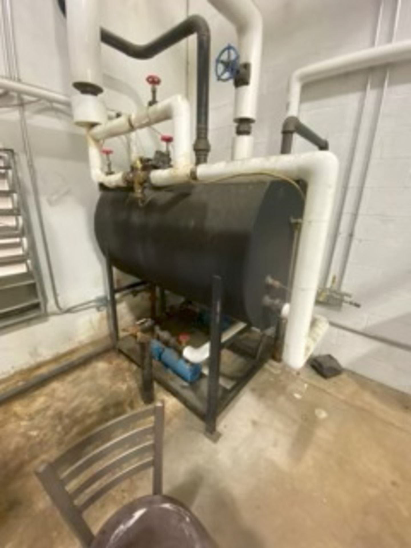 115 HP Parker Boiler #105-115, Steam Boiler, Natural Gas, 4830 MBTU, 100 psi, 2013 - Image 2