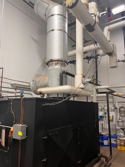 115 HP Parker Boiler #105-115, Steam Boiler, Natural Gas, 4830 MBTU, 100 psi, 2013 - Image 4