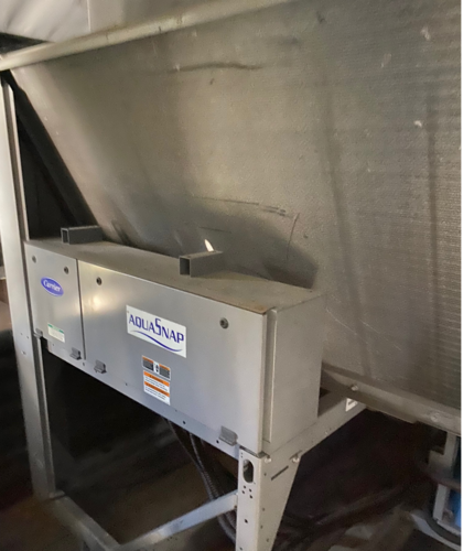 200 Ton, Carrier, Air Cooled Chiller w/300kW Generator, R-410A, 460 V - Image 10