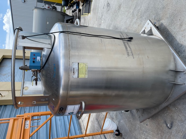 International Cryogenics #IC-500, Tank Storage on Wheels, Helium Tanks Stainless Steel UN 1963, 42" x 42" Base - Image 3