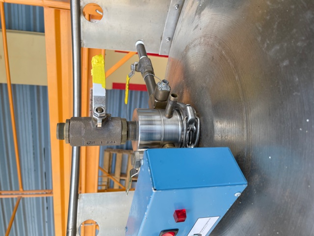 International Cryogenics #IC-500, Tank Storage on Wheels, Helium Tanks Stainless Steel UN 1963, 42" x 42" Base - Image 5