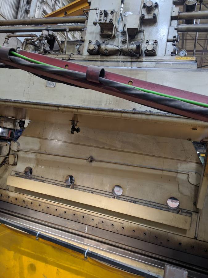 750 Ton, Cincinnati #750H, Press Brake, 16' BW, 2'-5 3/4" bet. Housing, 12" Stroke, Bending capacity 1" x 11' - Image 6