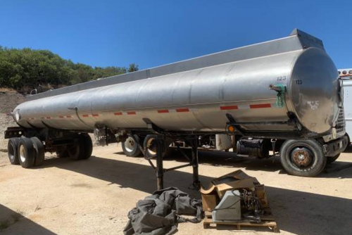 5100 gallon U.S. Steel, Fuel Trailer Tank - Image 1