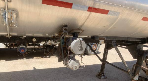 5100 gallon U.S. Steel, Fuel Trailer Tank - Image 8