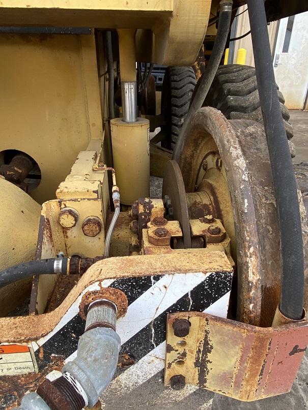 Railcar Mover, Trackmobile #4150TM, 42135 lb. Tractive Effort Rating, 130 HP, 6 cylinder, 4 speeds forward - Image 7