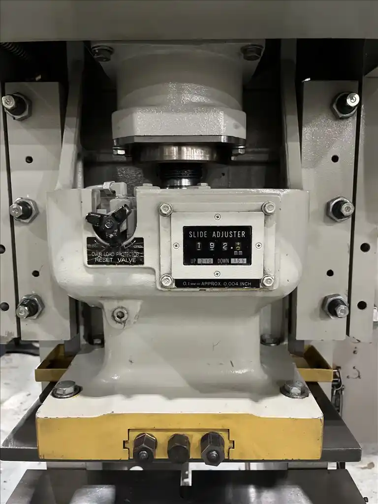 38.5 Ton, Komatsu #OBS35-34, 3.15" stroke, 8.27"die height, 60-120 SPM, 27.6"x15.7"x3.4"bolster - Image 5