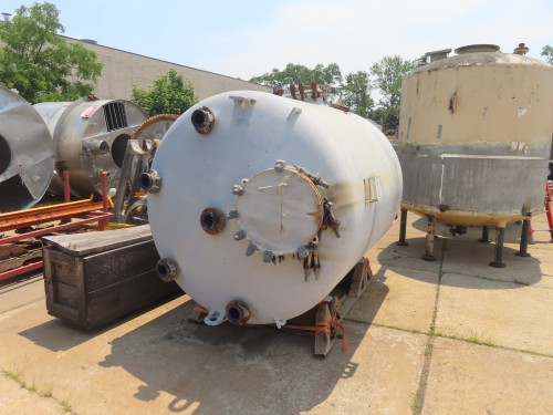 1500 gallon DeDietrich, glass lined vertical tank, 70" ID x 84" straight wall, dish top & bottom - Image 1