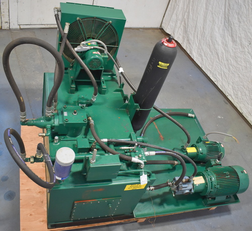 30 HP & 7 1/2 HP Hydraulic power pack with 2 hydraulic pumps, 3500 psi., air cooler & accumulator - Image 3