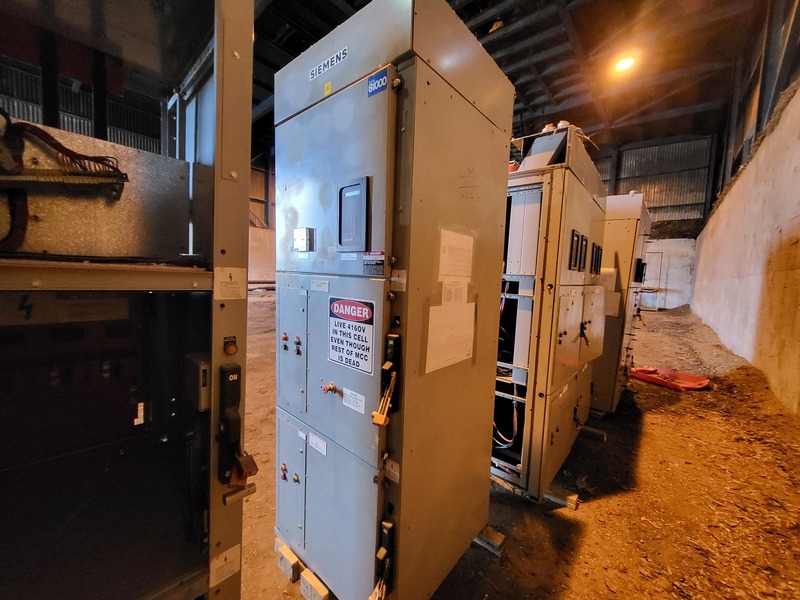 Siemens, Series 81000, 4160 Volts, One-Column Motor Control Center (MCC) Section - Image 2